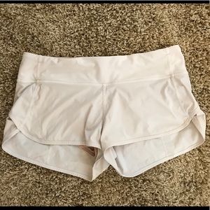 white lululemon shorts